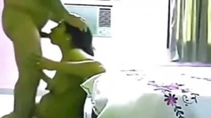 Orang tua bokep indo hot abis gadis muda