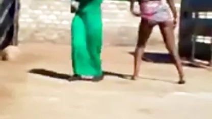 Dua indo sex hot pantat